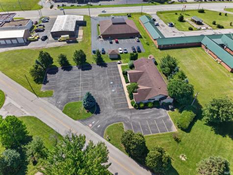 703 W Chapel Pike Marion IN 46952
