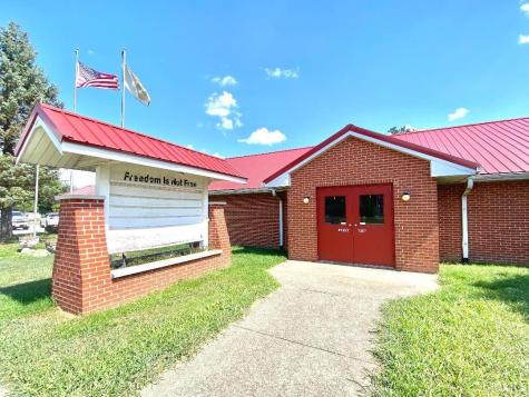 25 N Commercial Street Worthington IN 47471