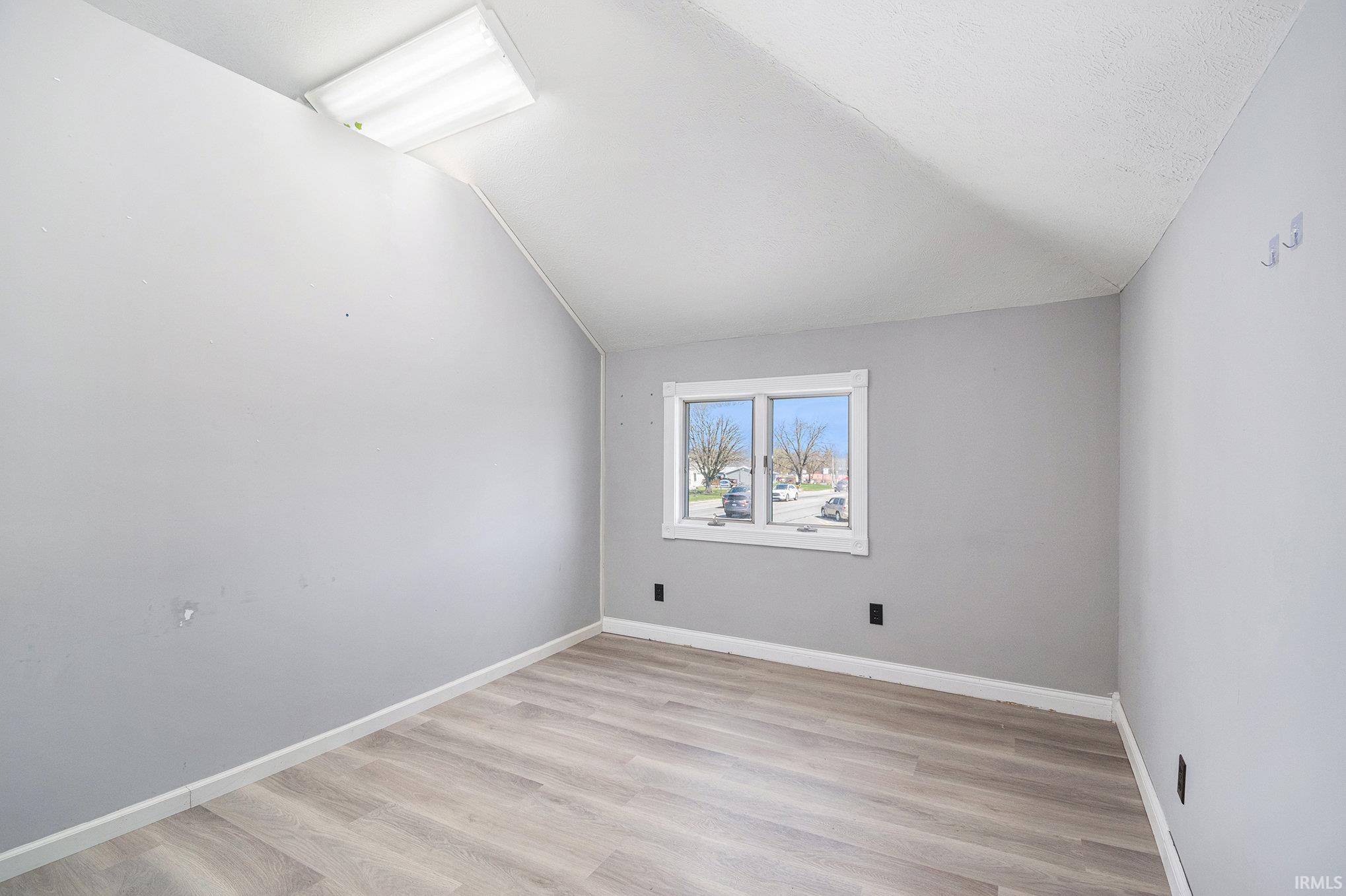 955 Fisher Avenue Warsaw IN 46580