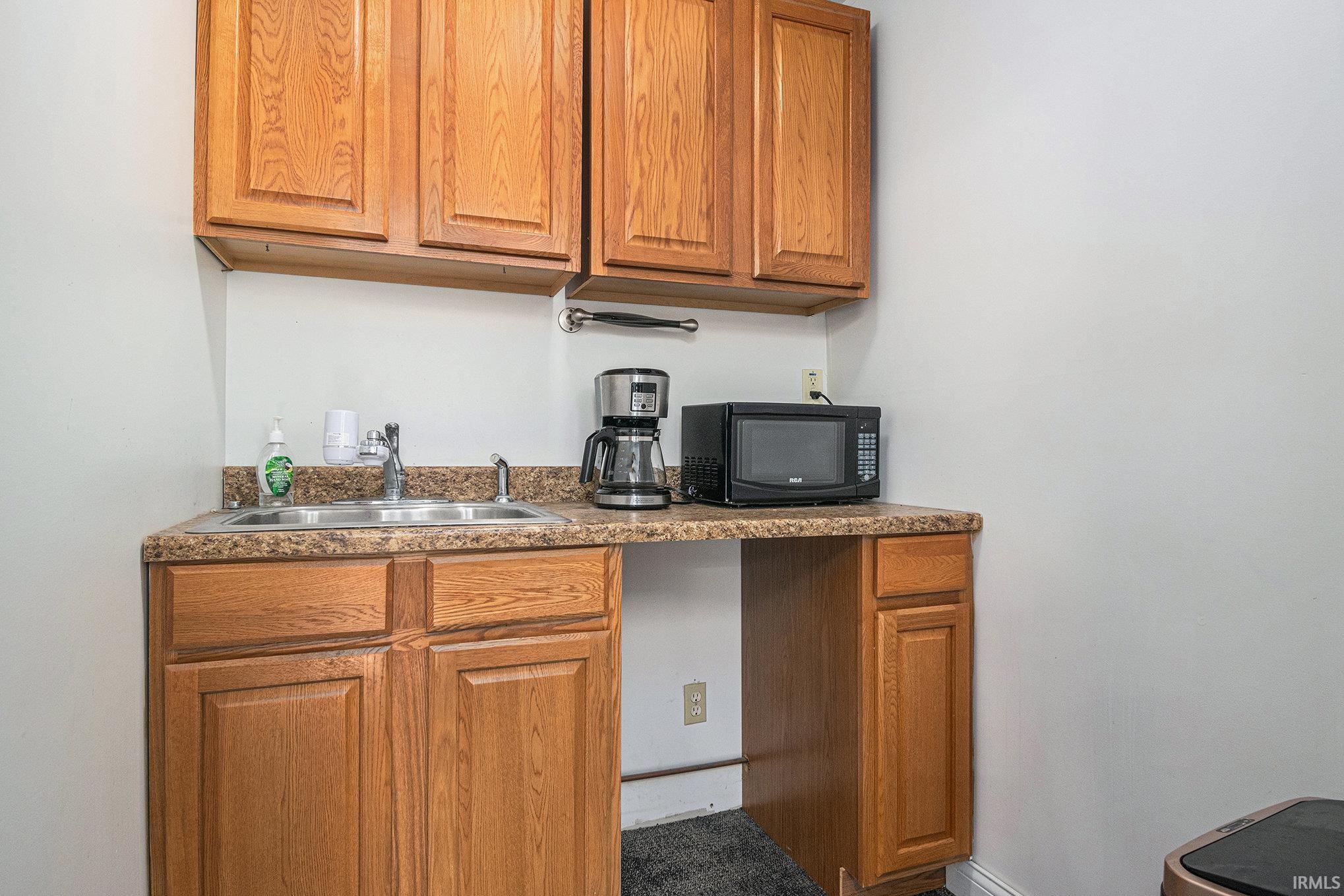 955 Fisher Avenue Warsaw IN 46580
