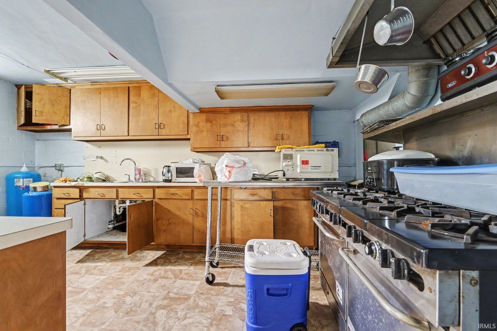 24172 State Road 2 South Bend IN 46619