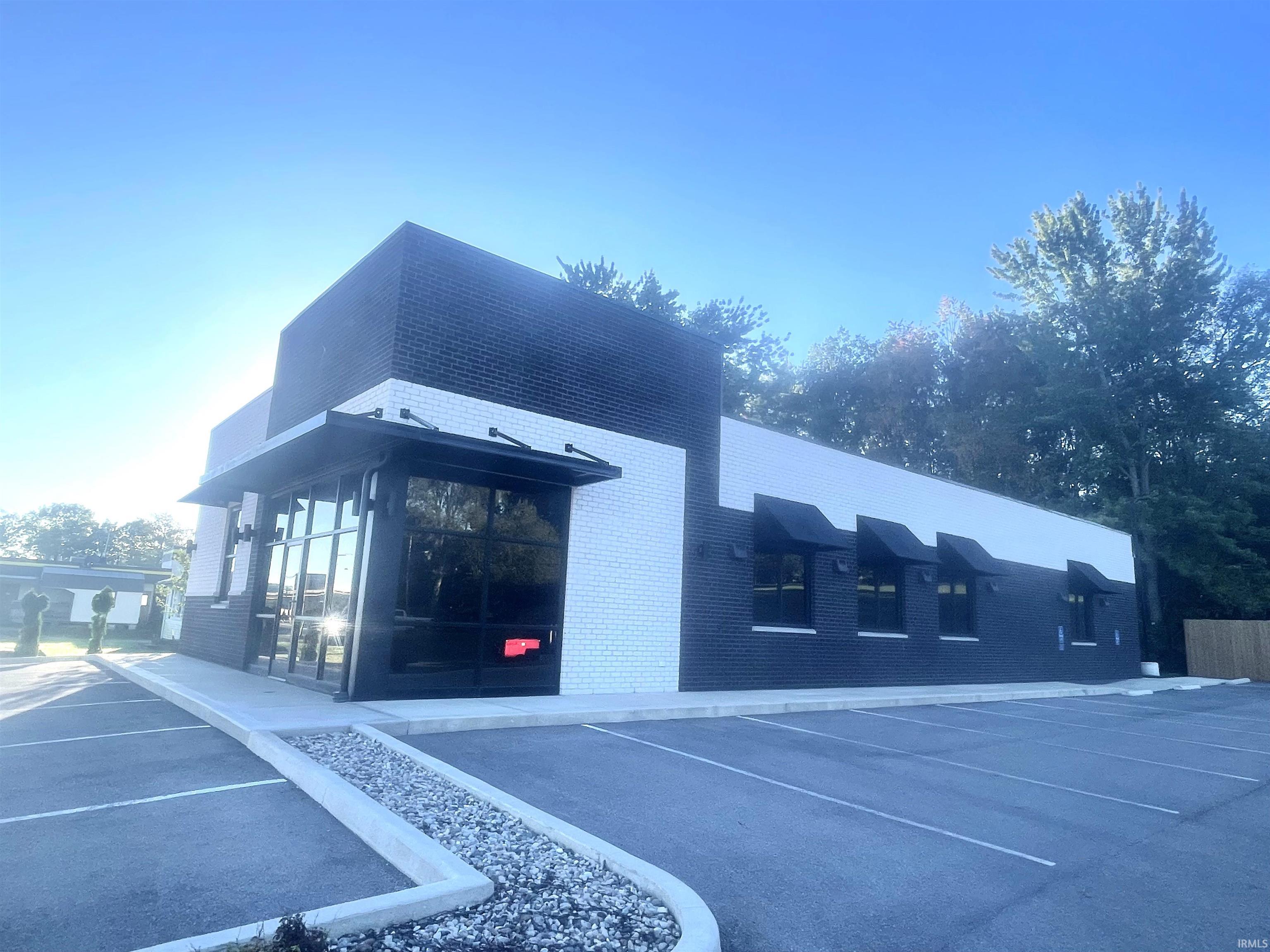 Logansport IN, 3727 E Market Street