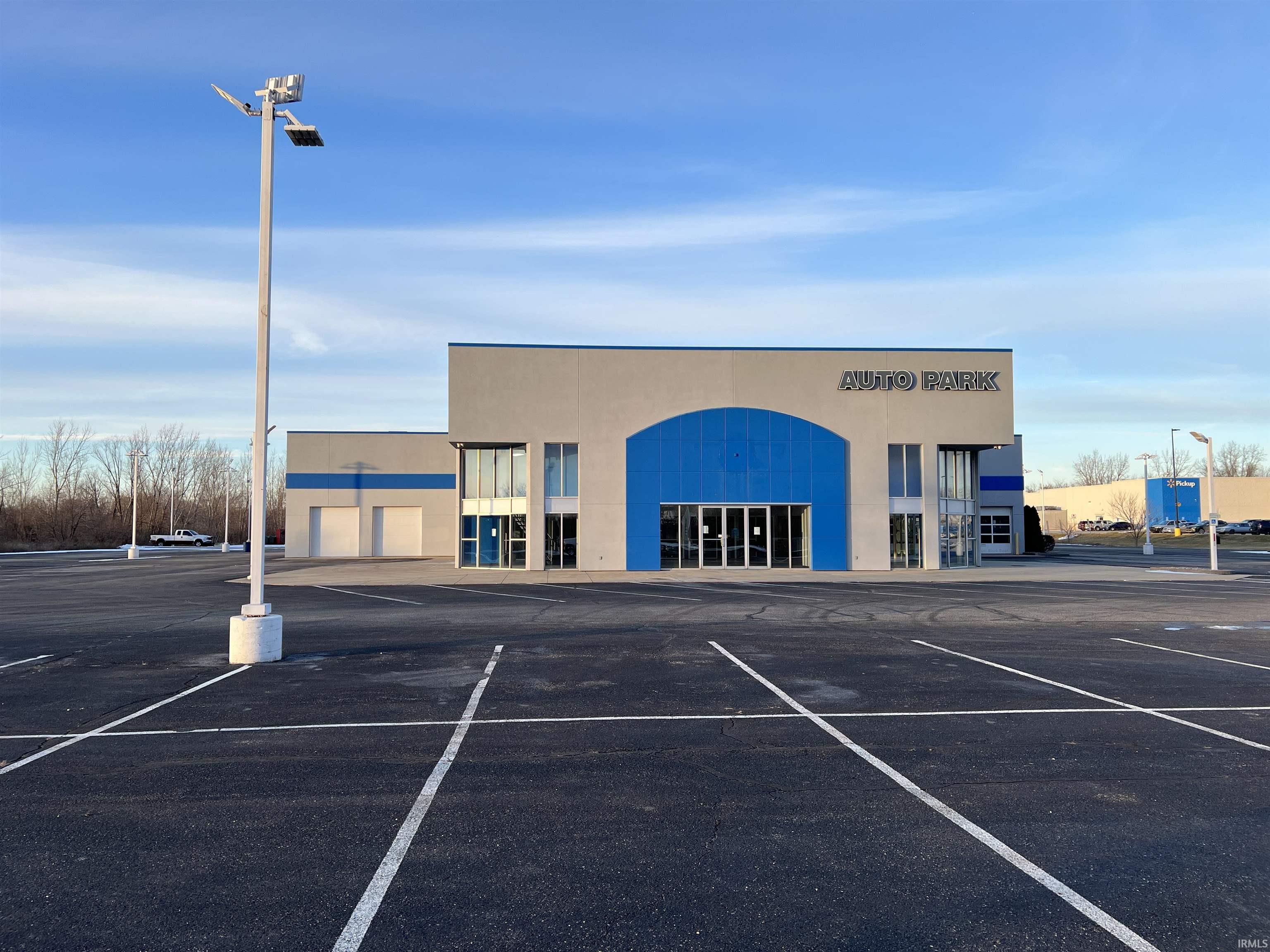 2303 N Oak Drive Plymouth IN 46563