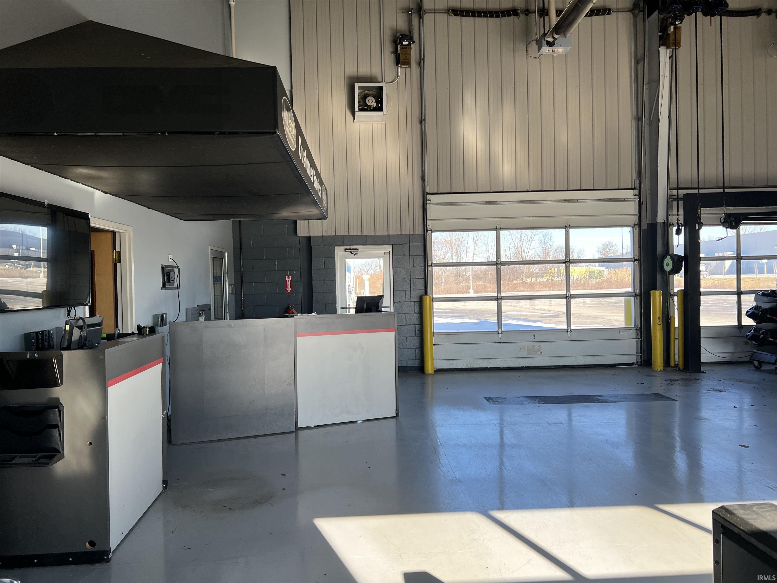 2303 N Oak Drive Plymouth IN 46563