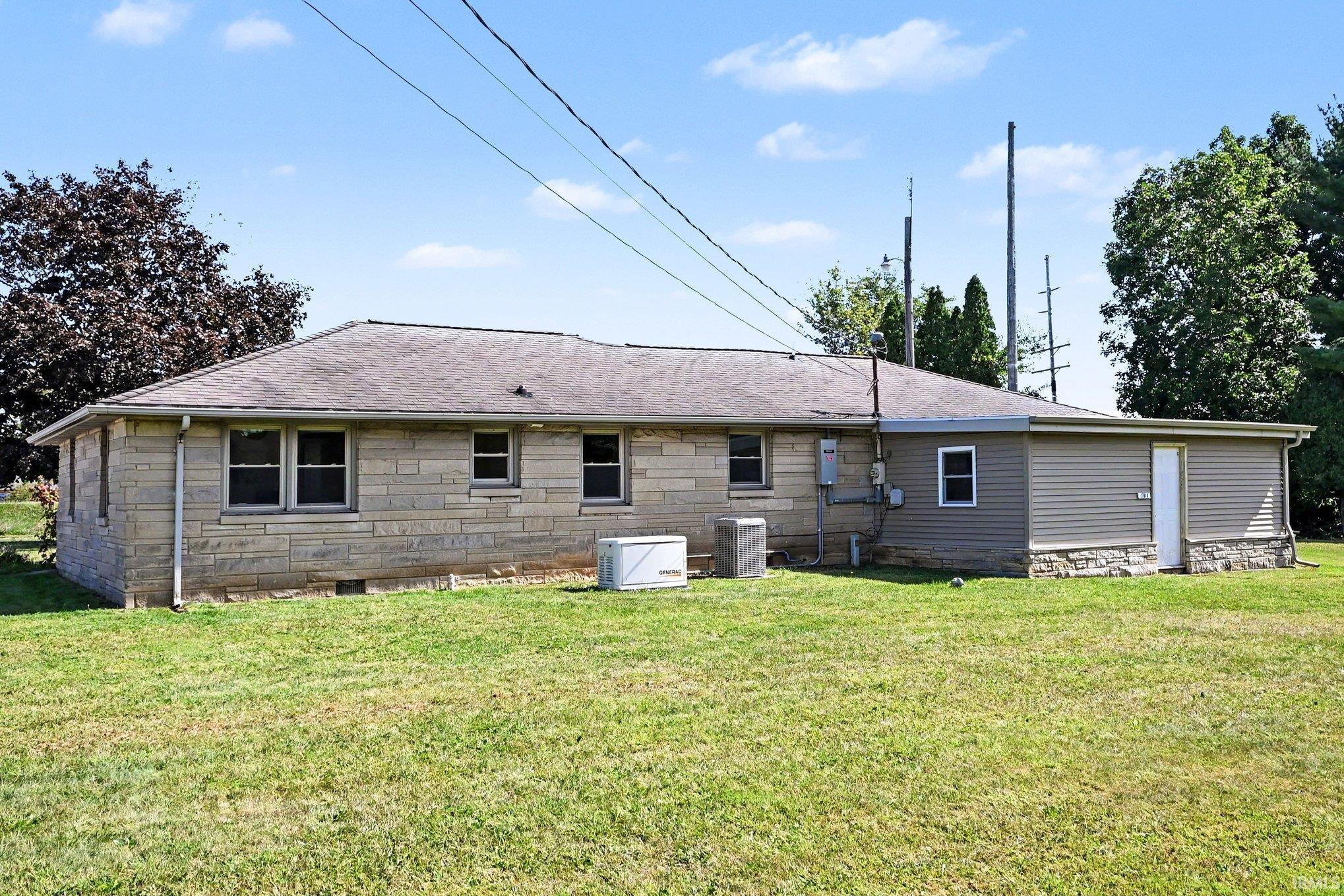 3790 E Lake City Highway Warsaw IN 46580
