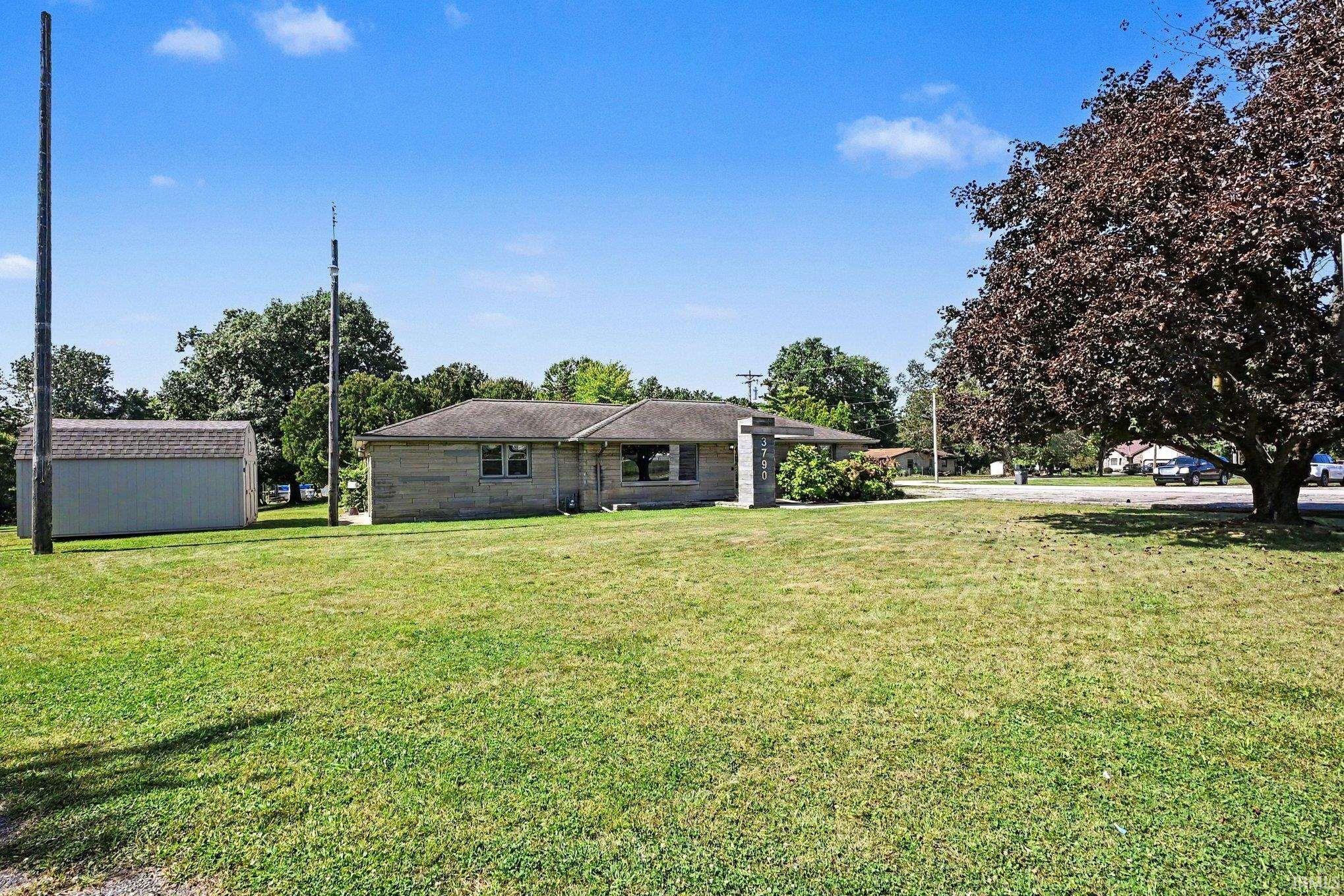3790 E Lake City Highway Warsaw IN 46580