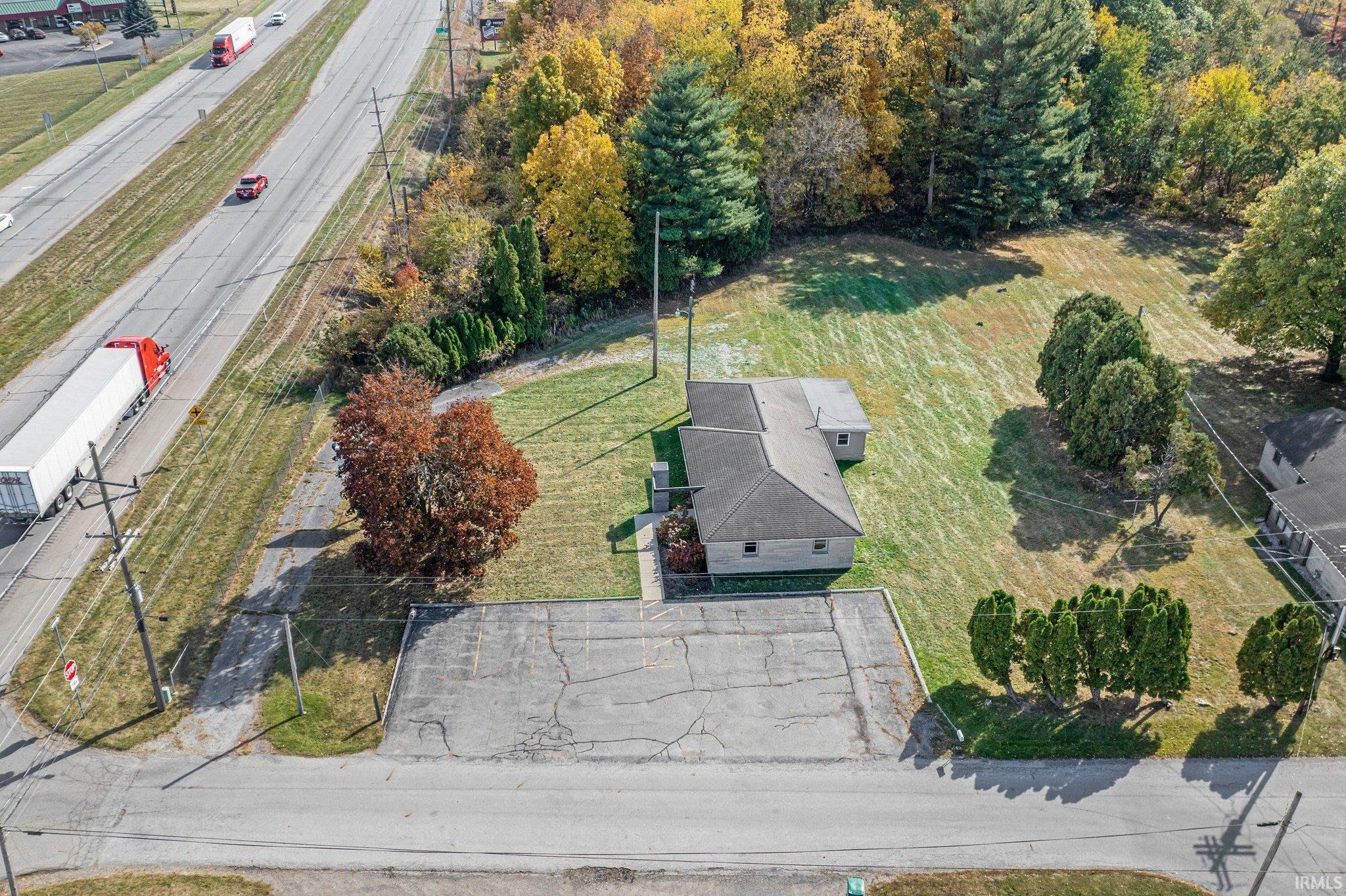 3790 E Lake City Highway Warsaw IN 46580
