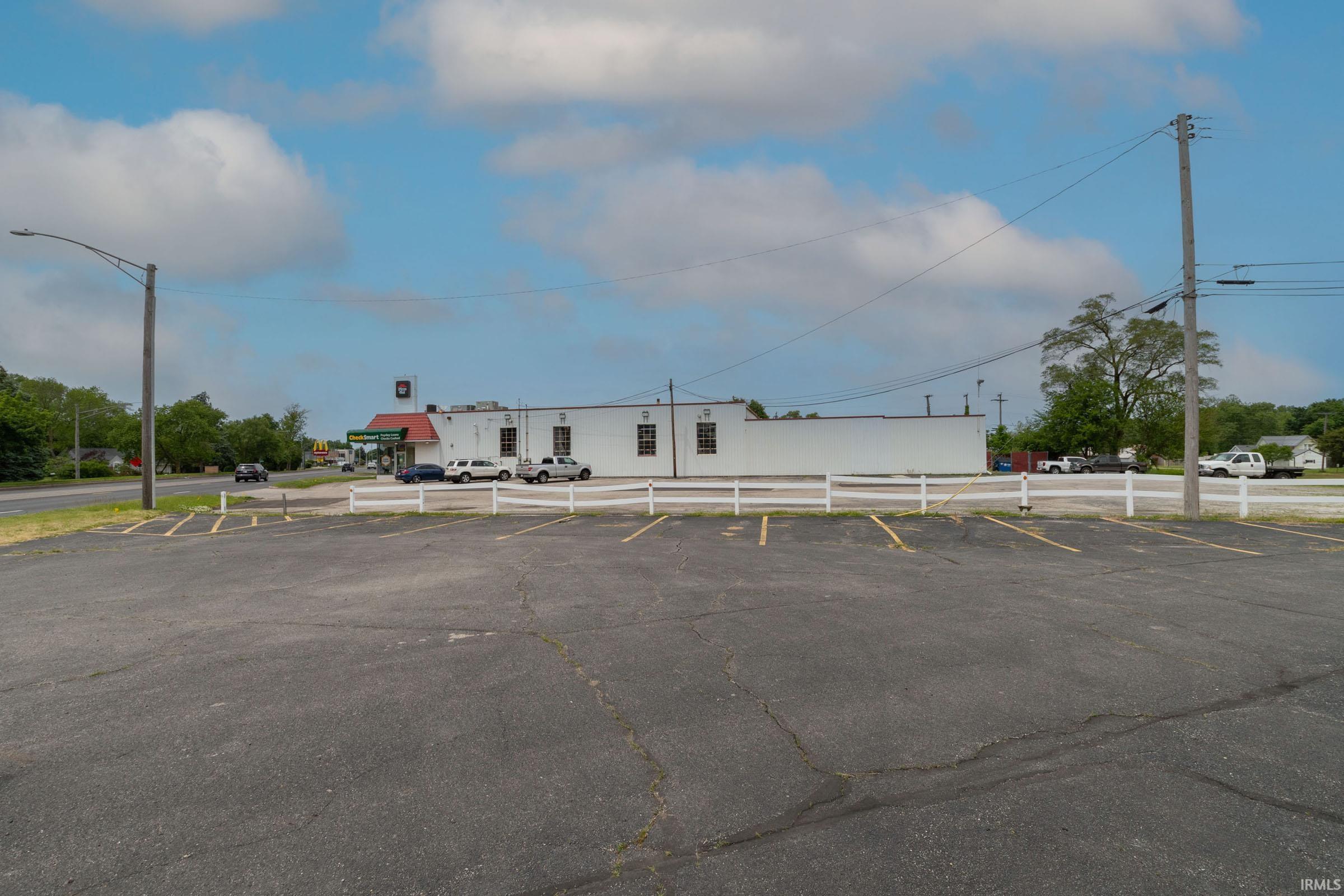 1505 Elkhart Road Goshen IN 46526