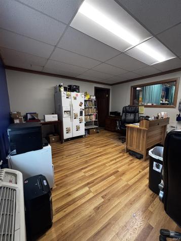 409 S High Street Salem IN 47167