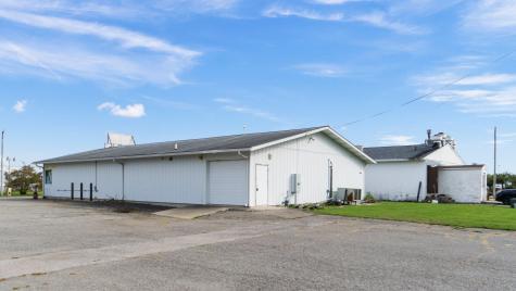 0010 W 815 N Road Howe IN 46746