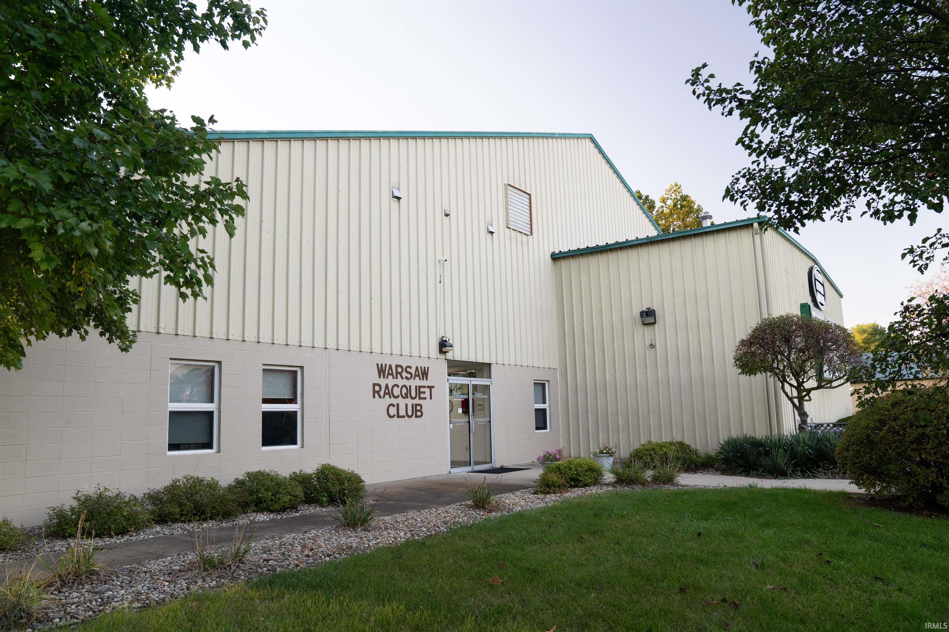 3919 N Sr 15 Warsaw IN 46582