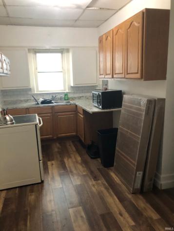 407 N Monroe Street Muncie IN 47305