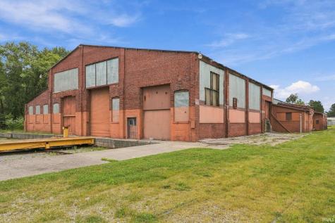 1244 E Market Street Huntington IN 46750