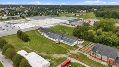 1244 E Market Street Huntington IN 46750