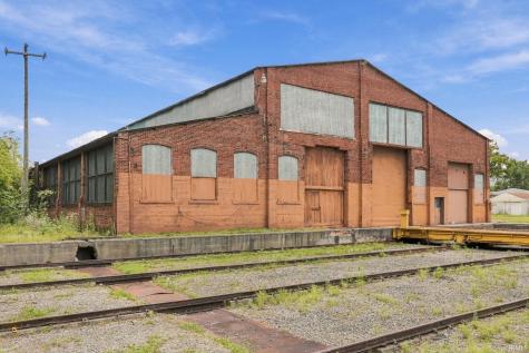 1244 E Market Street Huntington IN 46750