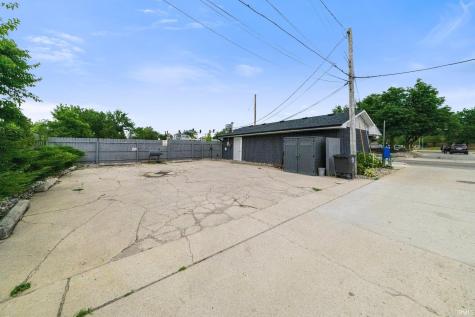 1017 E Pontiac Street Fort Wayne IN 46803