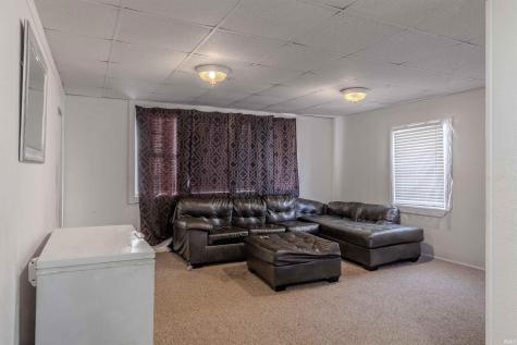 407 Third Street Howe IN 46746