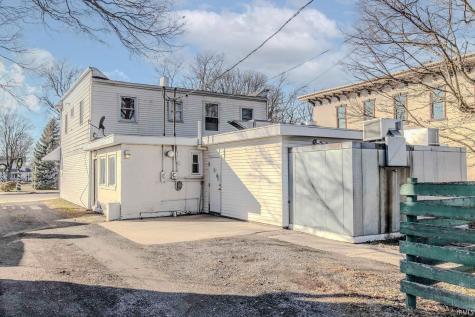 407 Third Street Howe IN 46746