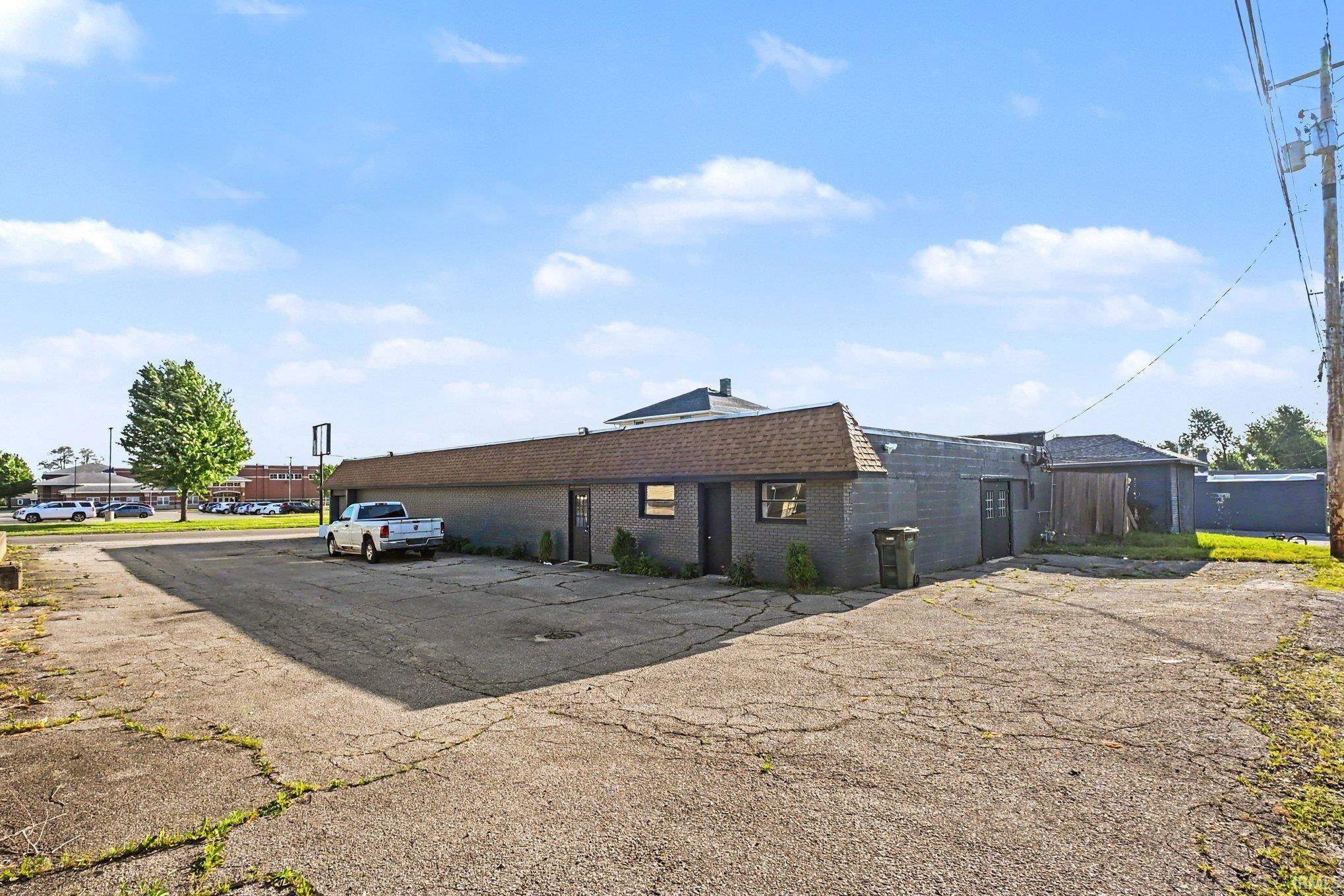 1428 E Calvert Street South Bend IN 46613
