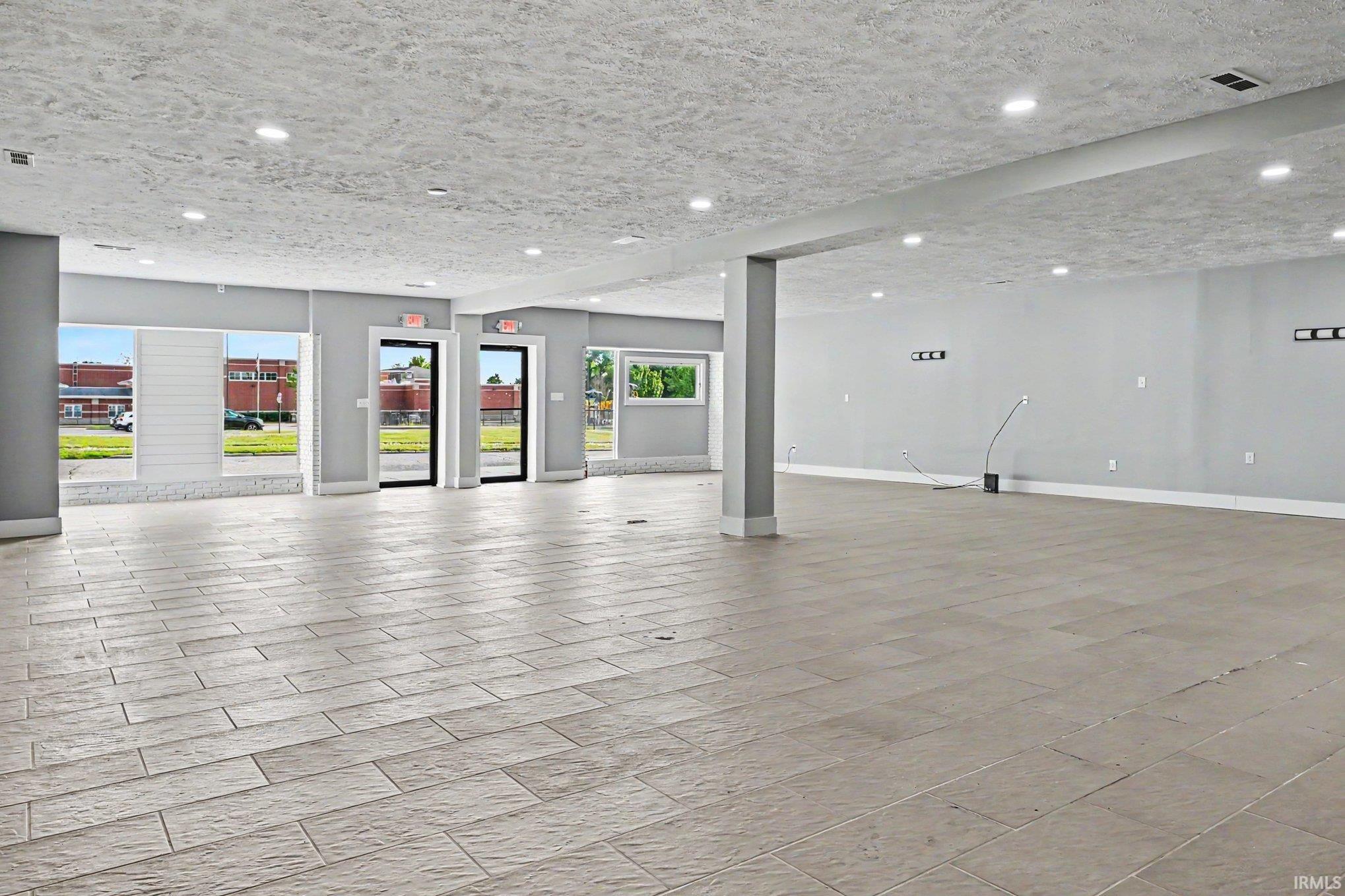 1428 E Calvert Street South Bend IN 46613