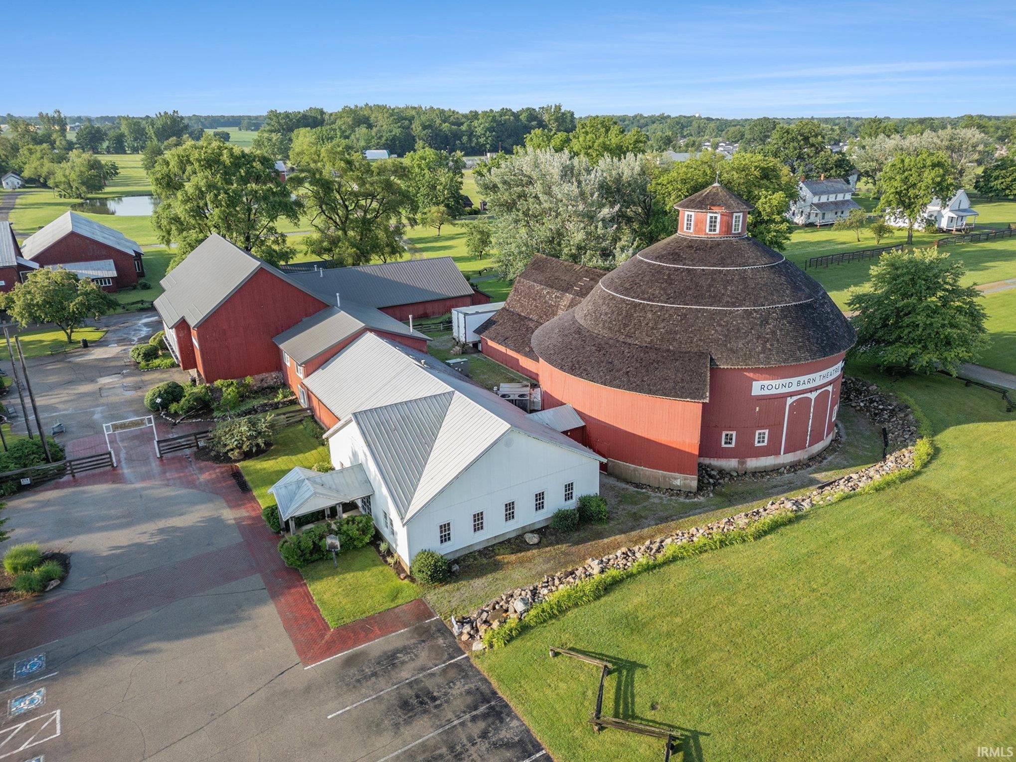 1600 W Market Street Nappanee IN 46550
