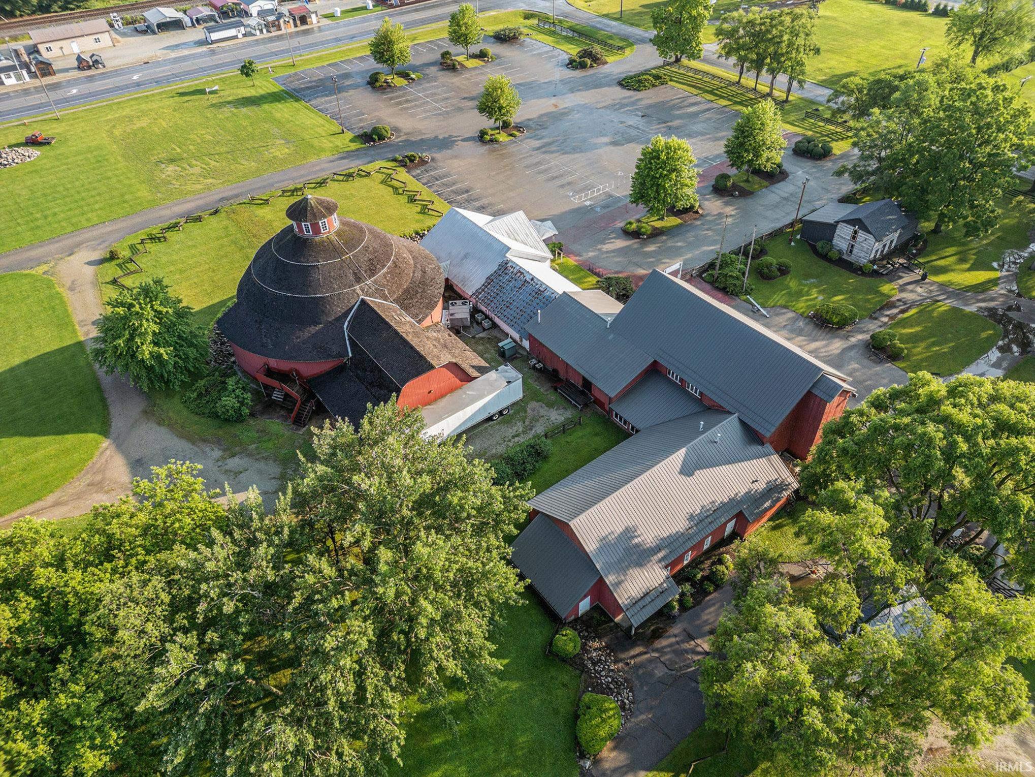 1600 W Market Street Nappanee IN 46550