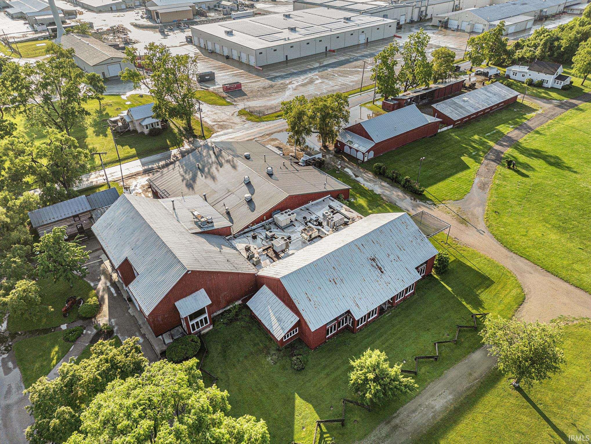 1600 W Market Street Nappanee IN 46550
