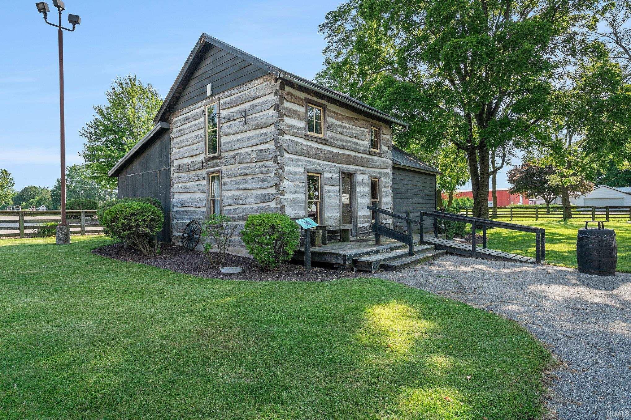 1600 W Market Street Nappanee IN 46550