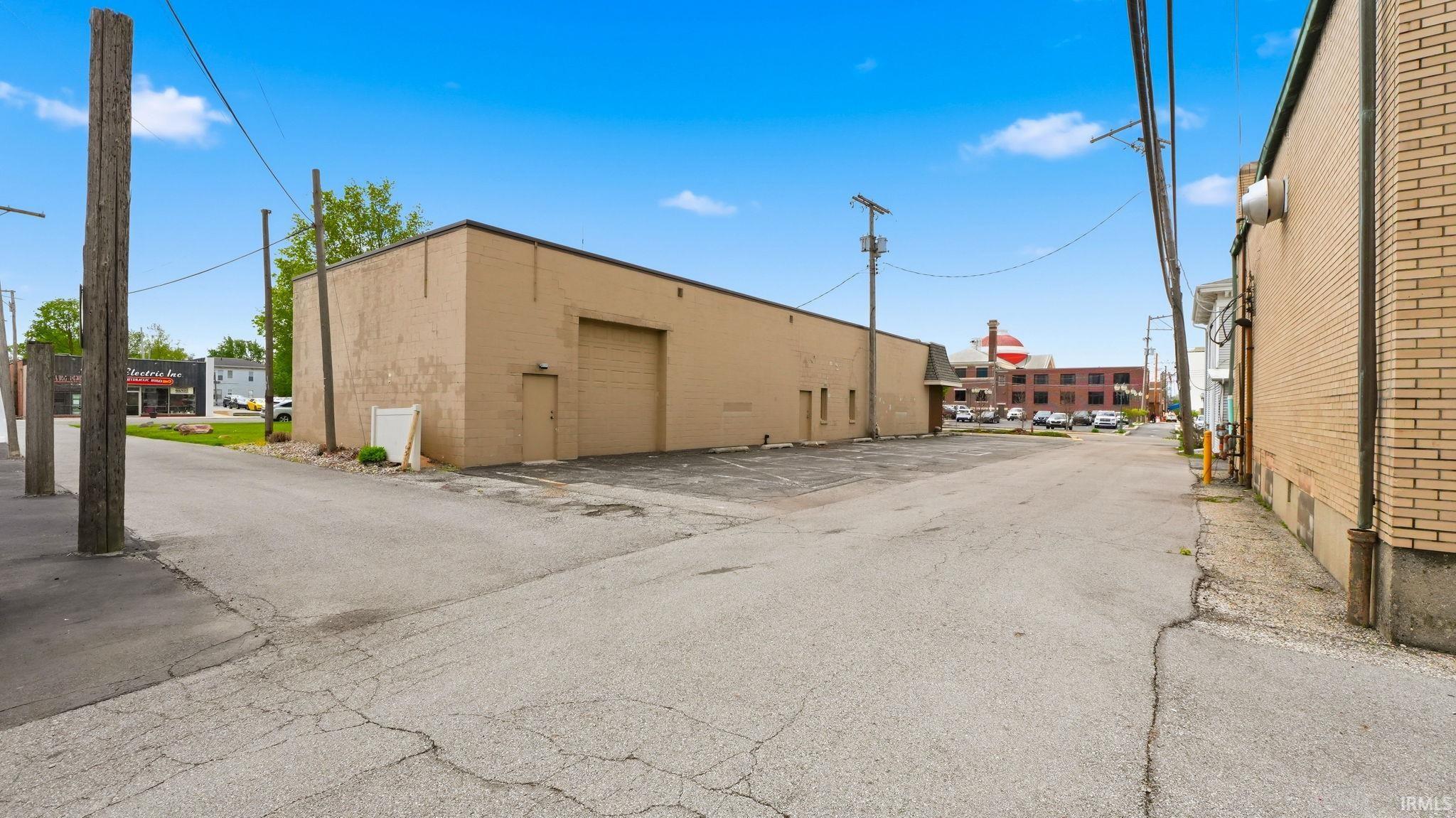 151 S High Street Warsaw IN 46580
