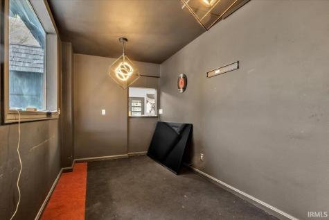 15 E Riverside Drive Evansville IN 47713