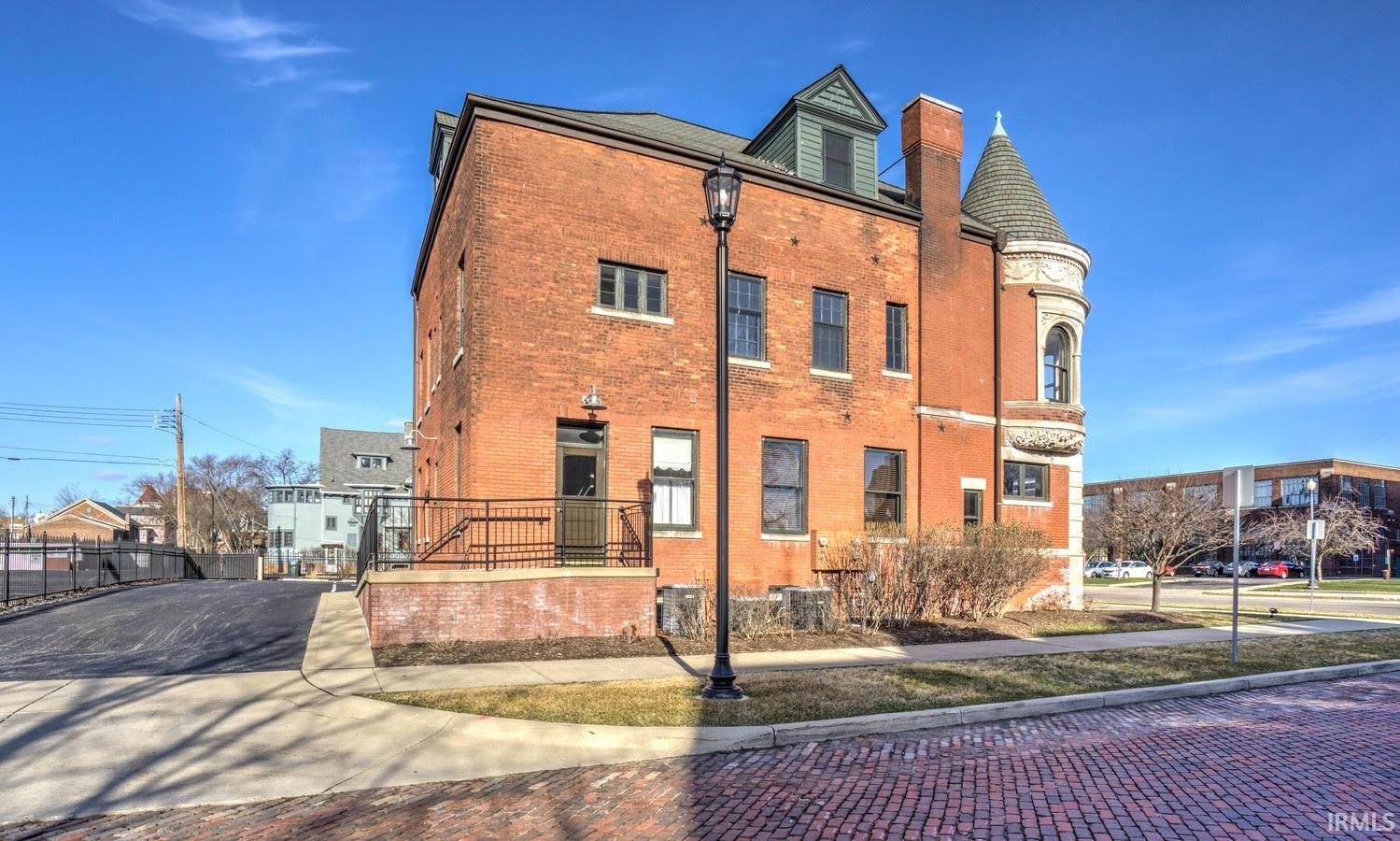 402 W Washington Drive South Bend IN 46601