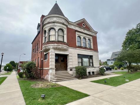 402 W Washington Drive South Bend IN 46601