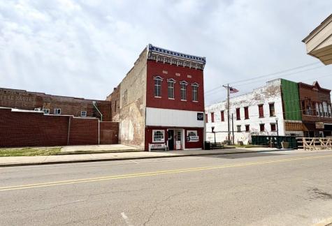 12 N Main St Street Linton IN 47441