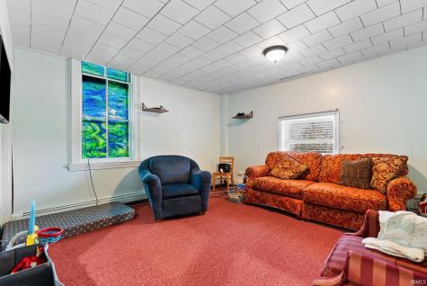 304 W Main Street Syracuse IN 46567