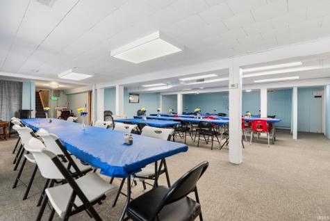 304 W Main Street Syracuse IN 46567
