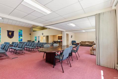 304 W Main Street Syracuse IN 46567