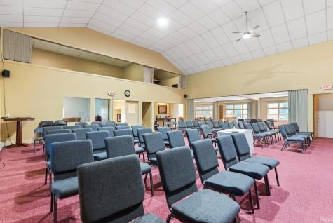 304 W Main Street Syracuse IN 46567