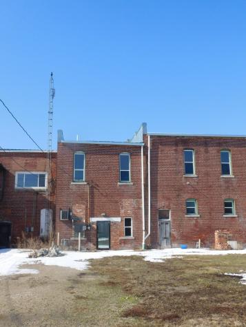 255 N Union Street Pennville IN 47369