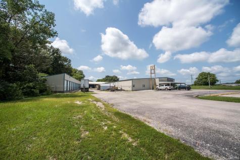 7362 N Russell Drive Bicknell IN 47512