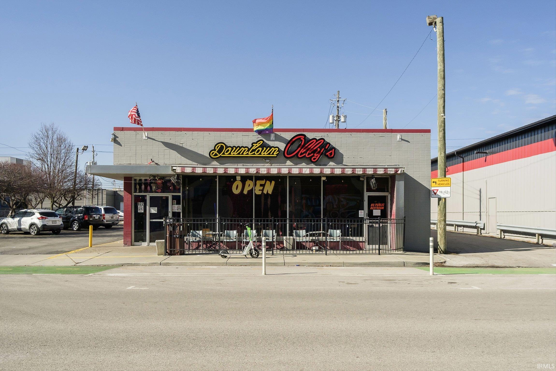 822 N Illinois Street Indianapolis IN 46204
