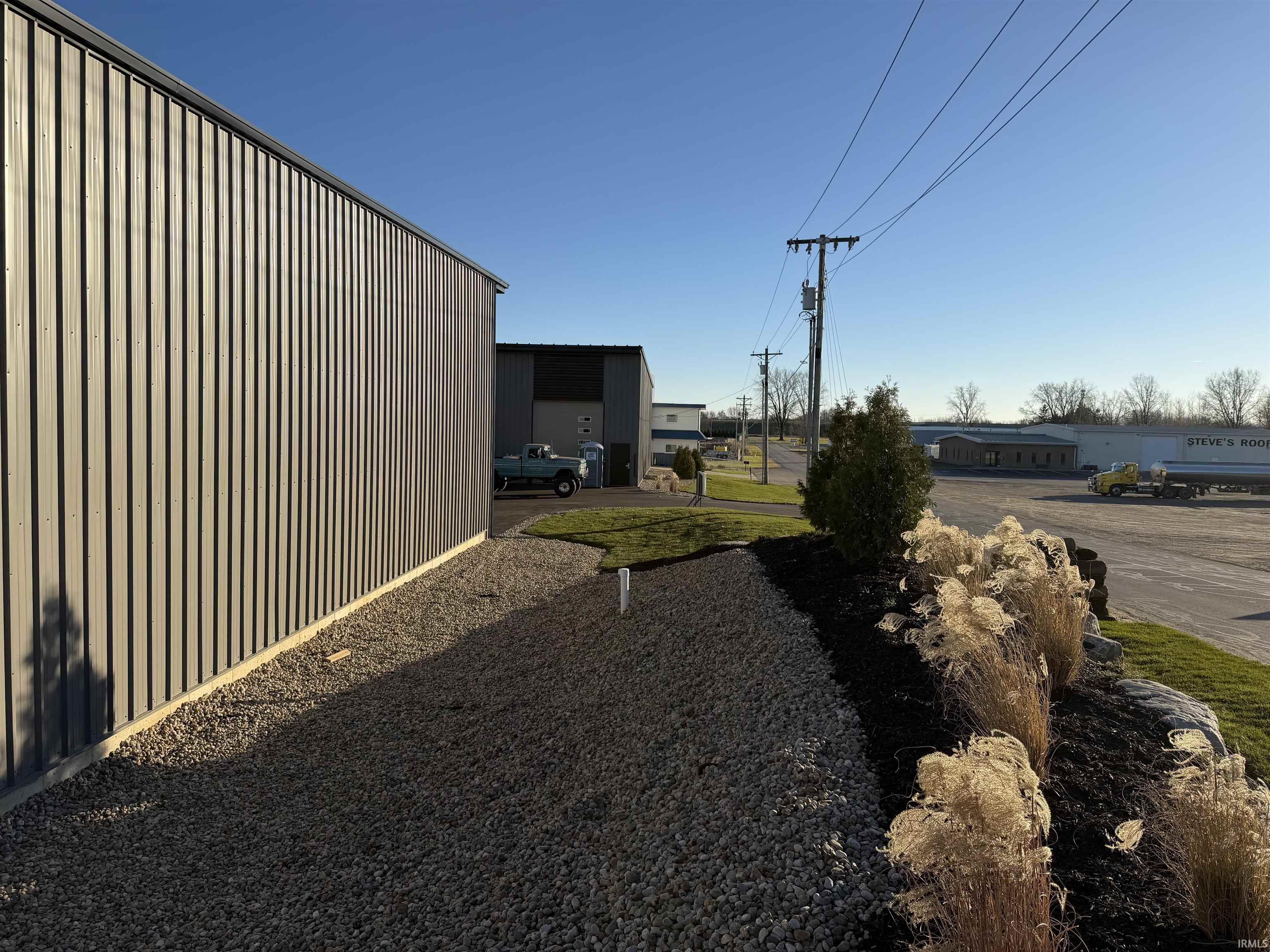 2490 N Rainbow Drive Warsaw IN 46582