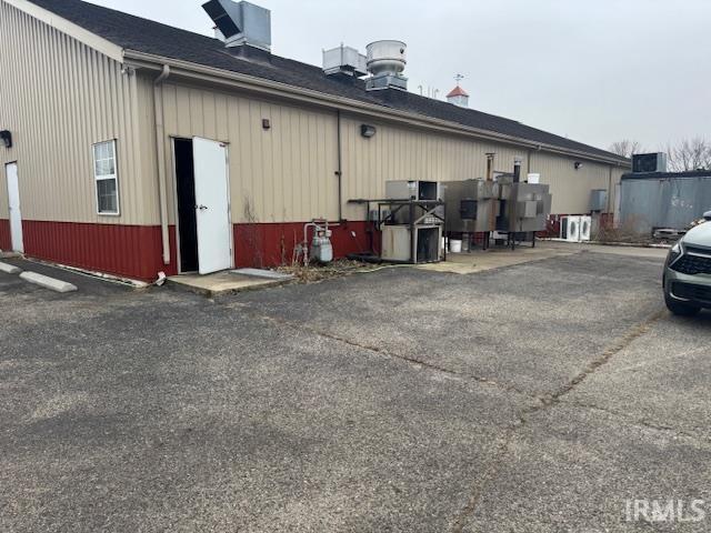 58413 Crumstown Highway South Bend IN 46619
