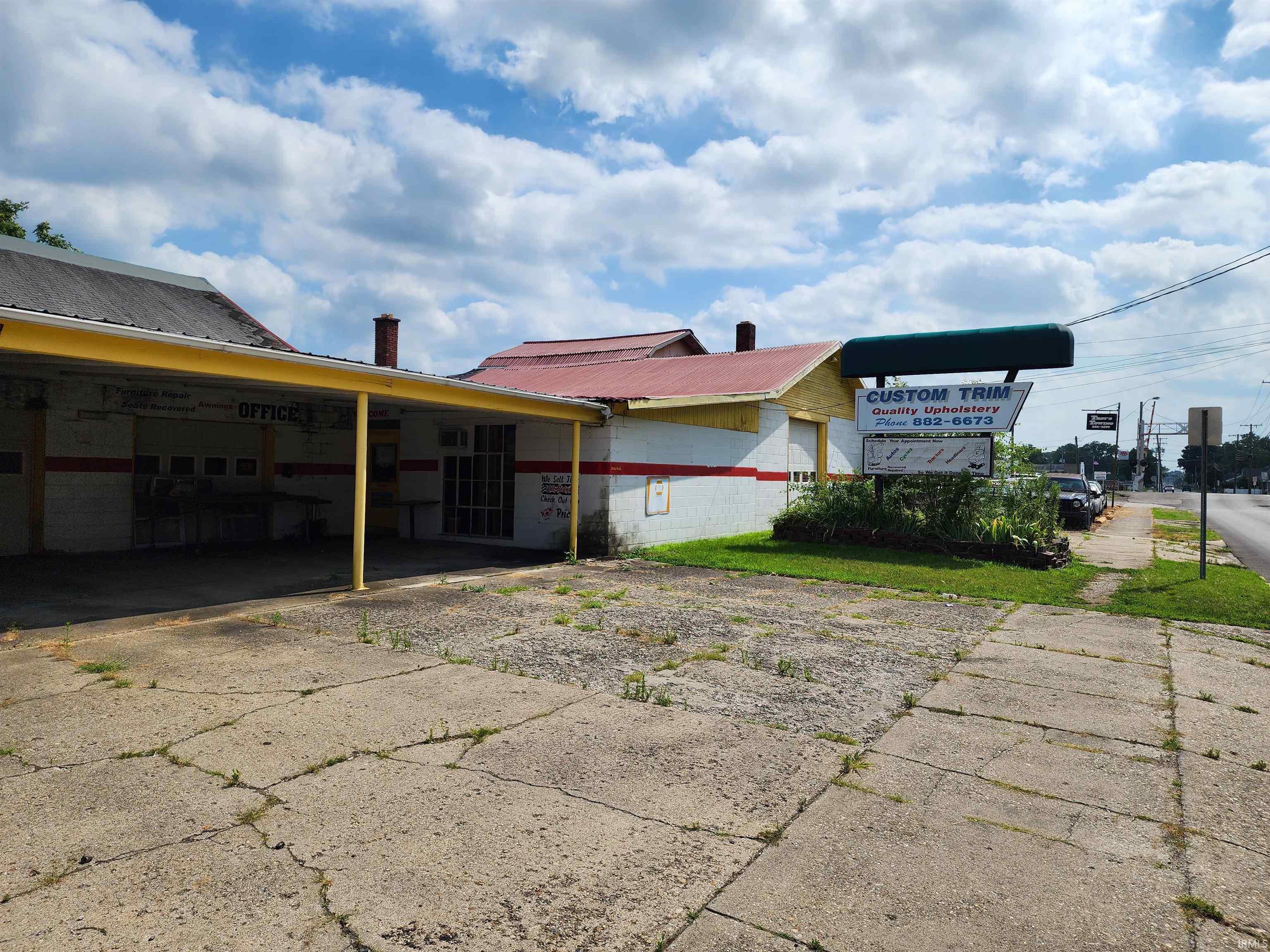 208 S 15th Street Vincennes IN 47591