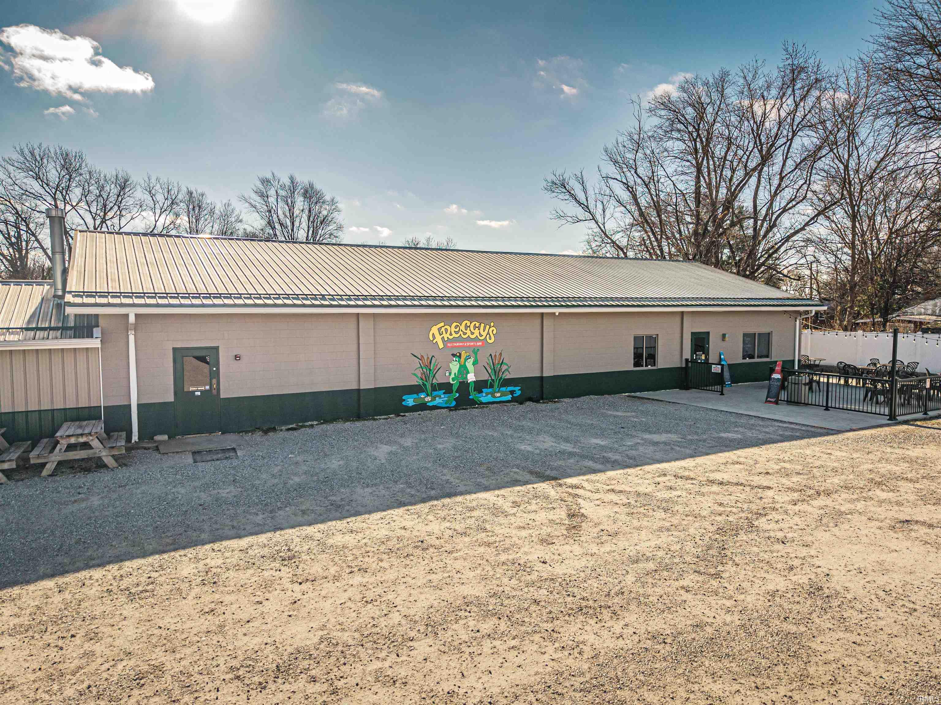 7247 Main Street Wadesville IN 47638
