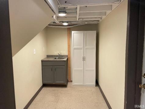 5 E Market Street Huntington IN 46750