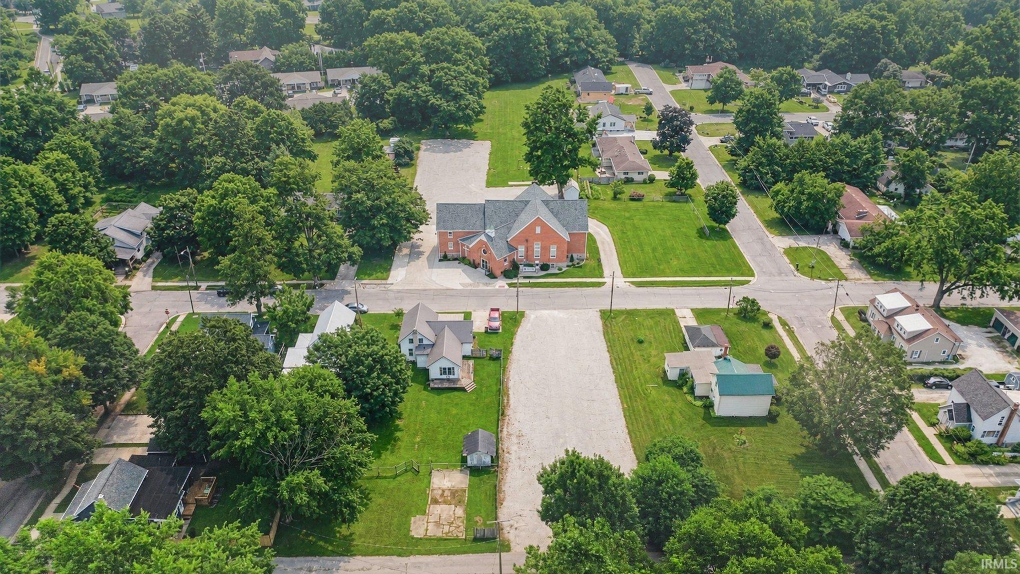 206 Mill Street Middlebury IN 46540