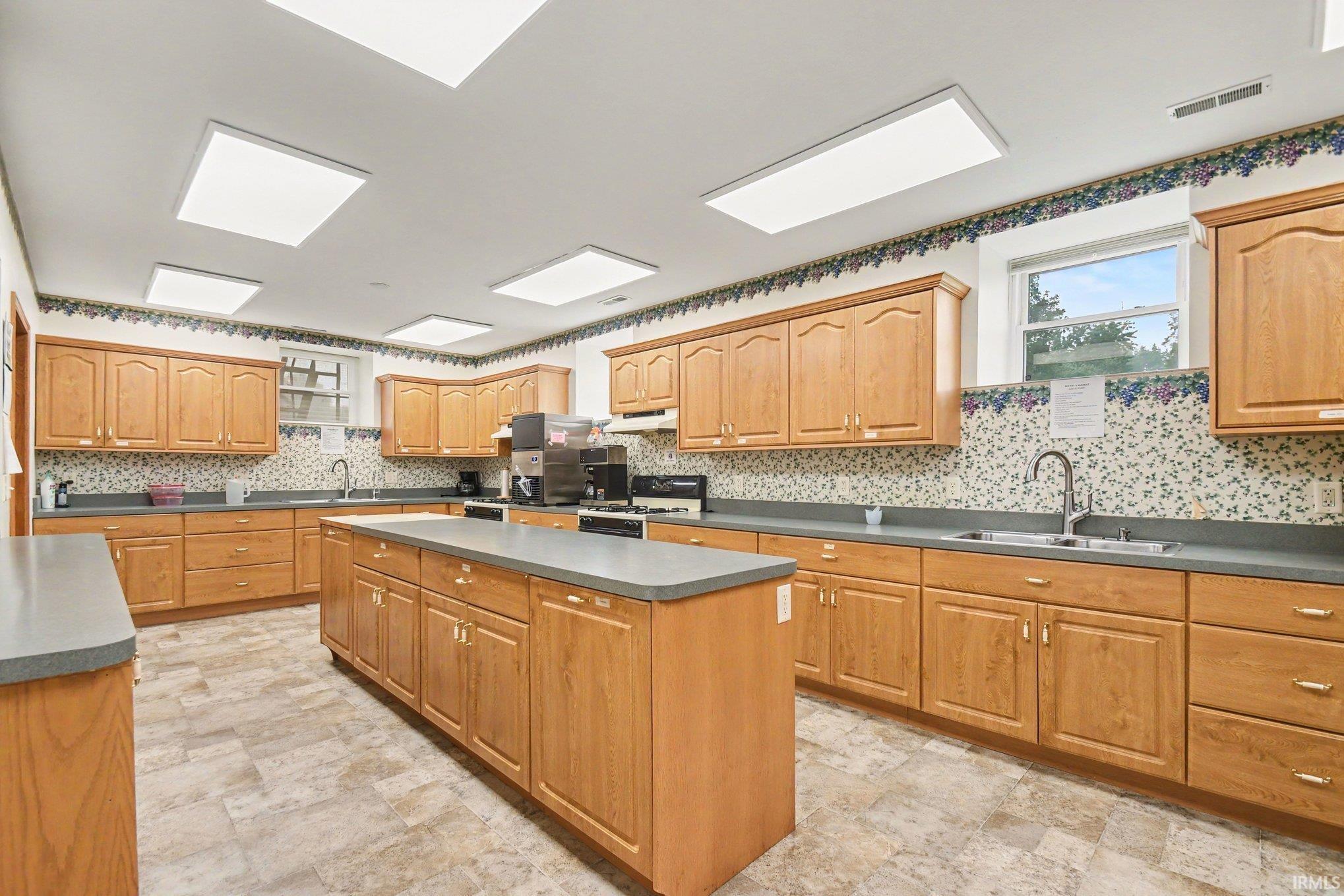 206 Mill Street Middlebury IN 46540