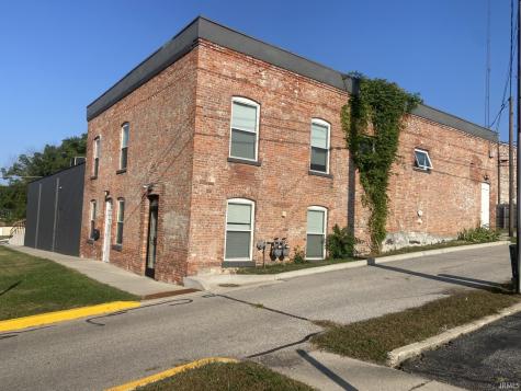 111 W Hazel Street Albion IN 46701