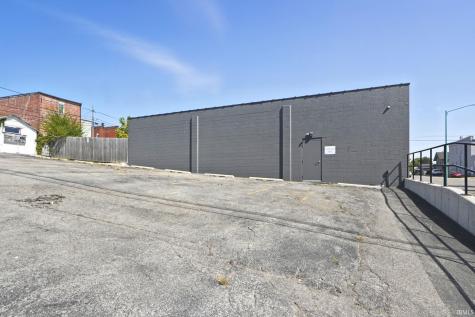 111 W Hazel Street Albion IN 46701