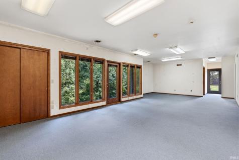 3524 Stellhorn Road Fort Wayne IN 46815